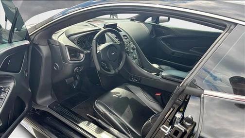 2014 Aston Martin Vanquish