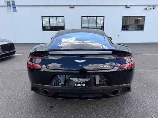2014 Aston Martin Vanquish