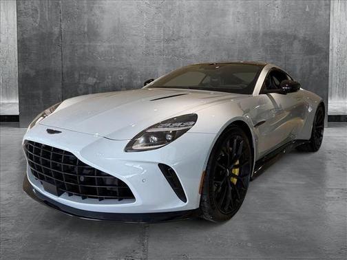 2025 Aston Martin Vantage Base