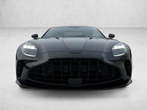 2025 Aston Martin Vantage Base