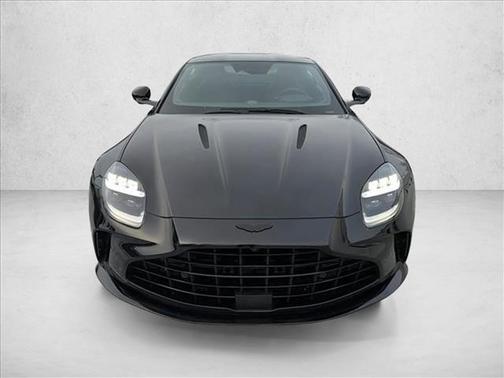 2025 Aston Martin Vantage Base
