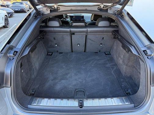 Gray 2025 BMW X6 xDrive40i