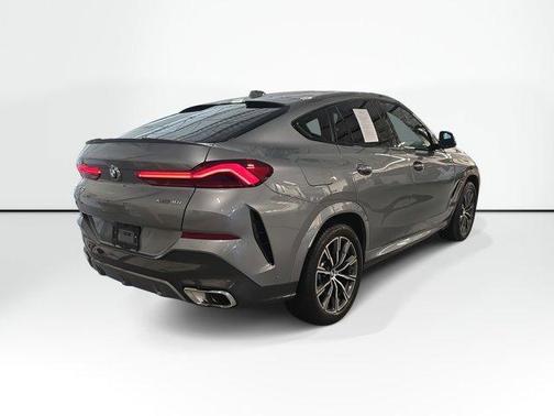 2025 BMW X6 xDrive40i