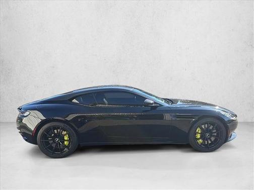 2019 Aston Martin DB11 AMR