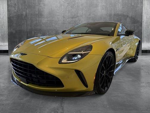 2025 Aston Martin Vantage Base