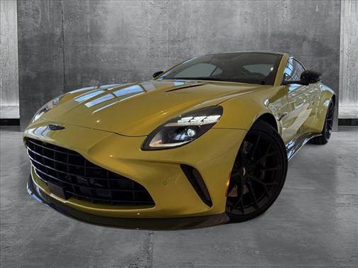 2025 Aston Martin Vantage Base