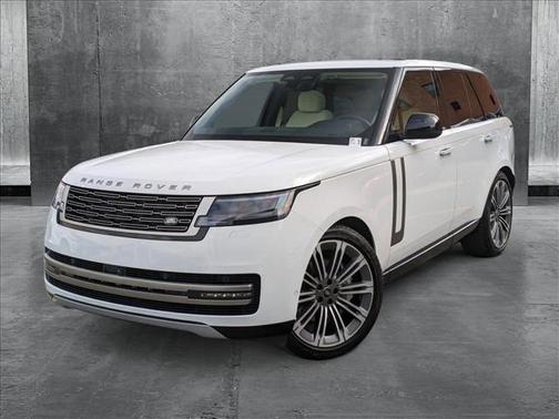 2024 Land Rover Range Rover P530 SE