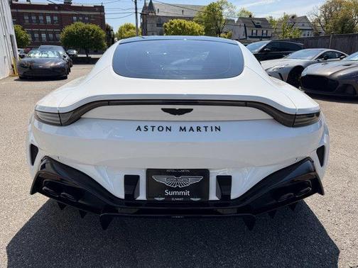 Lunar White 2025 Aston Martin Vantage Base