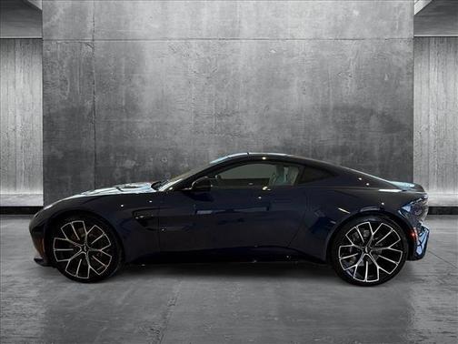 2025 Aston Martin Vantage Base