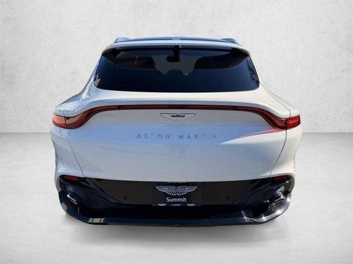 Lunar White 2021 Aston Martin DBX Base