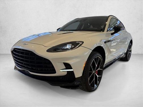 2025 Aston Martin DBX 707