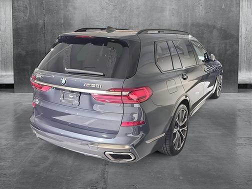 2021 BMW X7 M50i