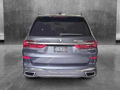 2021 BMW X7 M50i