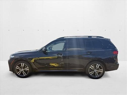 2021 BMW X7 M50i