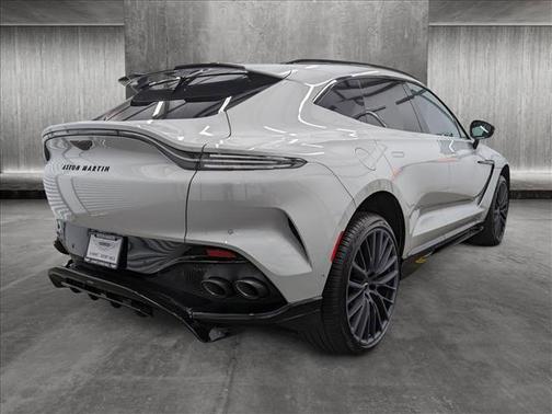 2024 Aston Martin DBX 707