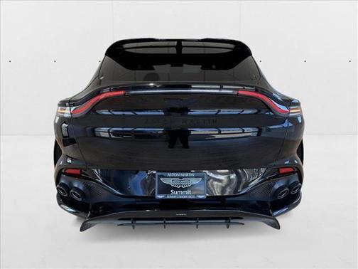 2025 Aston Martin DBX 707