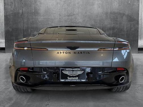 2025 Aston Martin DB12 Base