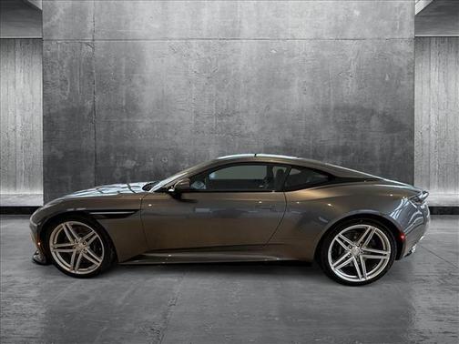 2025 Aston Martin DB12 Base