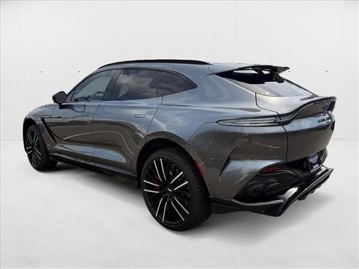 2024 Aston Martin DBX 707