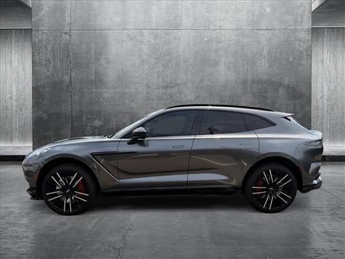 2024 Aston Martin DBX 707