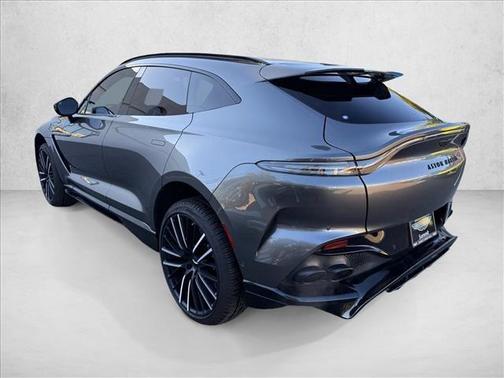 2024 Aston Martin DBX 707