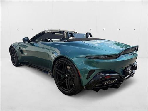 2026 Aston Martin Vantage 