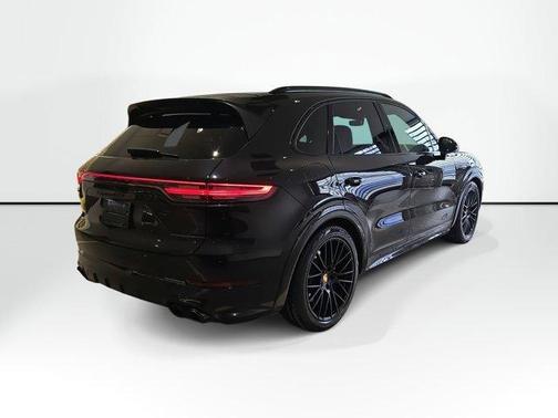 2021 Porsche Cayenne GTS
