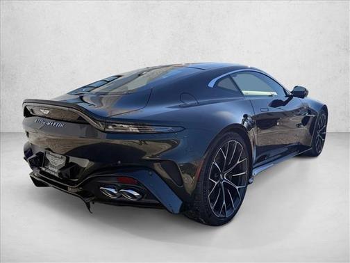 2026 Aston Martin Vantage Base