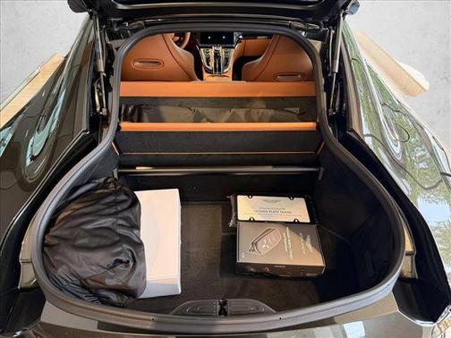 2026 Aston Martin Vantage Base