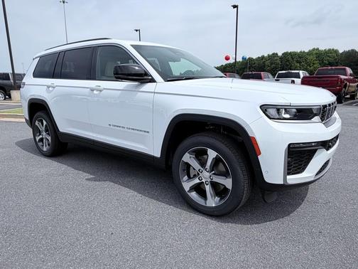 Bright White Clearcoat 2026 Jeep Grand Cherokee L Limited