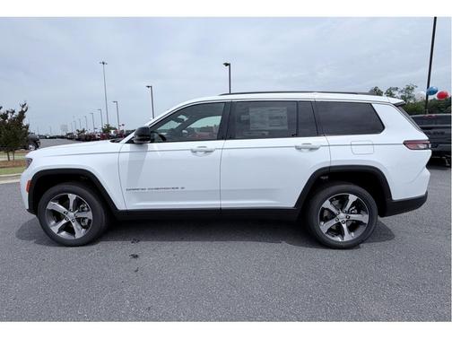 Bright White Clearcoat 2026 Jeep Grand Cherokee L Limited