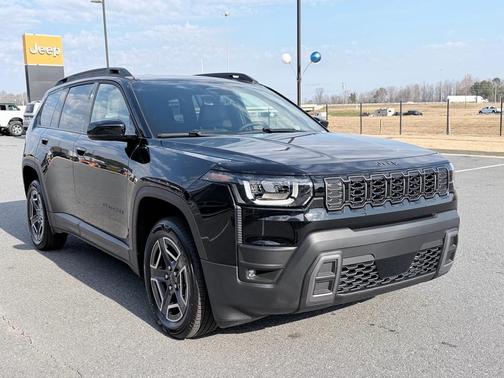 2026 Jeep Cherokee LAREDO/LIMITED