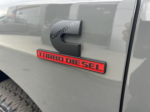 2026 RAM 2500 Black Express