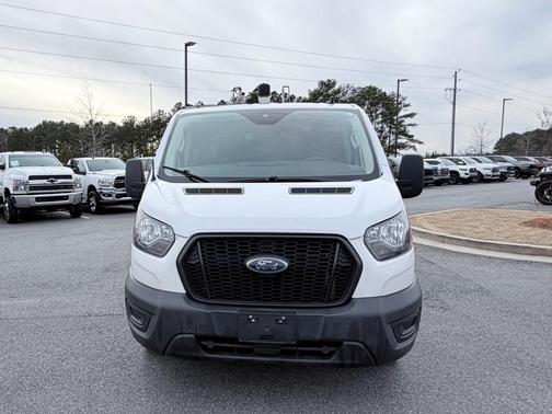 2022 Ford Transit-250 Base