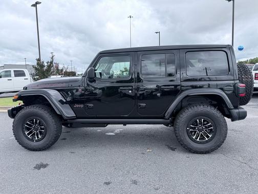 Black Clearcoat 2026 Jeep Wrangler Rubicon