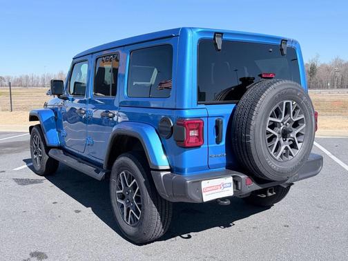 Hydro Blue Pearlcoat 2026 Jeep Wrangler Sahara