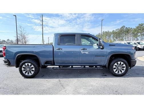 2024 Chevrolet Silverado 2500 Custom
