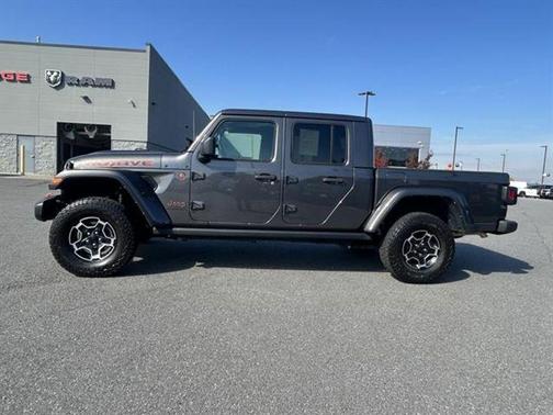 2023 Jeep Gladiator Mojave