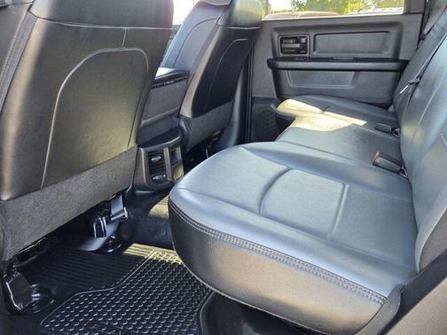 Bright White Clearcoat 2024 RAM 2500 Tradesman