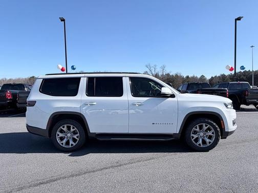 2022 Jeep Wagoneer Series II