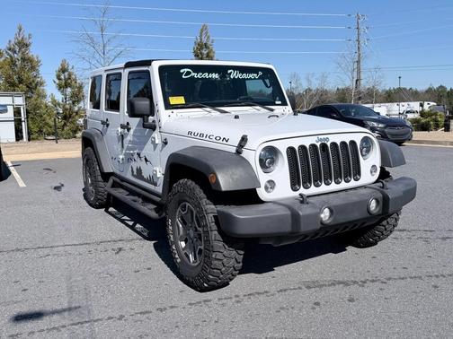 Bright White Clearcoat 2014 Jeep Wrangler Unlimited Rubicon