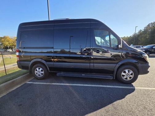 Obsidian Black Metallic 2018 Mercedes-Benz Sprinter 2500 Standard Roof