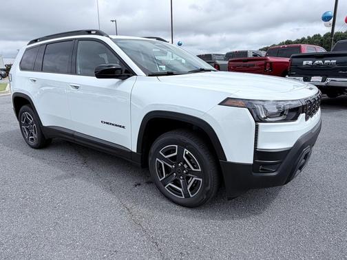 Bright White Clearcoat 2026 Jeep Cherokee LAREDO/LIMITED