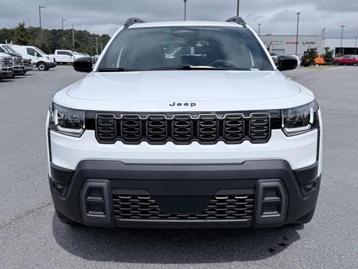 Bright White Clearcoat 2026 Jeep Cherokee LAREDO/LIMITED