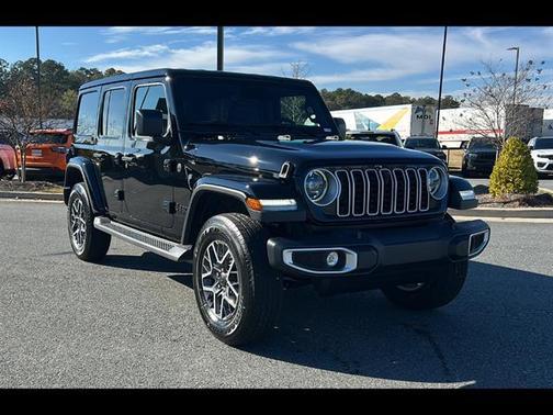 Black Clearcoat 2026 Jeep Wrangler Sahara