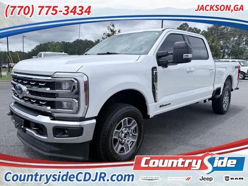 Oxford White 2024 Ford F-250 Lariat