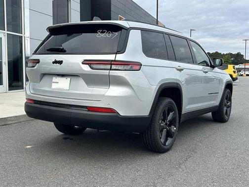 2025 Jeep Grand Cherokee L Laredo