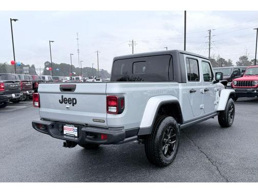2023 Jeep Gladiator Sport