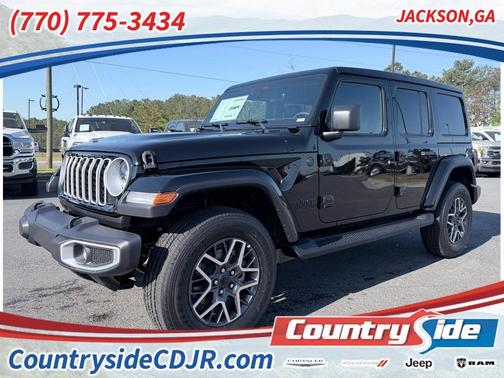 Black Clearcoat 2026 Jeep Wrangler Sahara