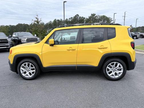 Solar Yellow 2018 Jeep Renegade Latitude